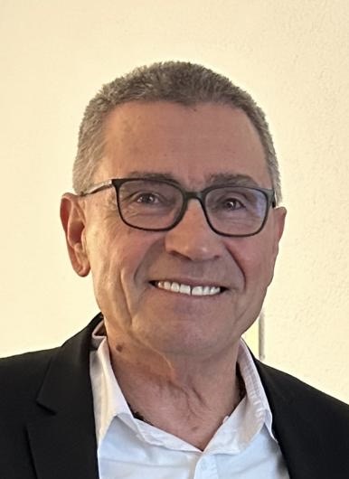 Expert